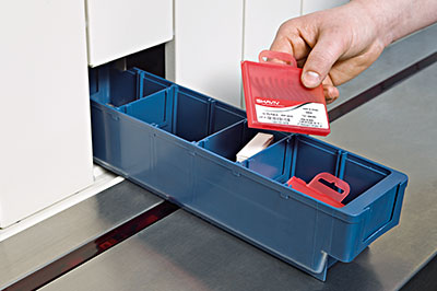 Employees only have access to those compartments containing the tools specified on their list